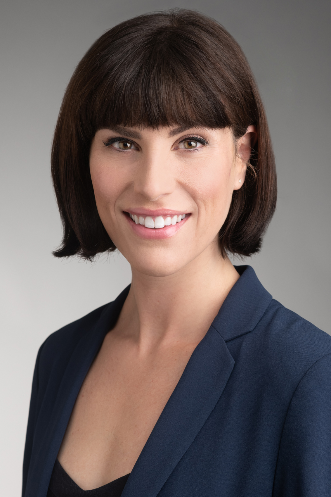corporate-headshot-woman